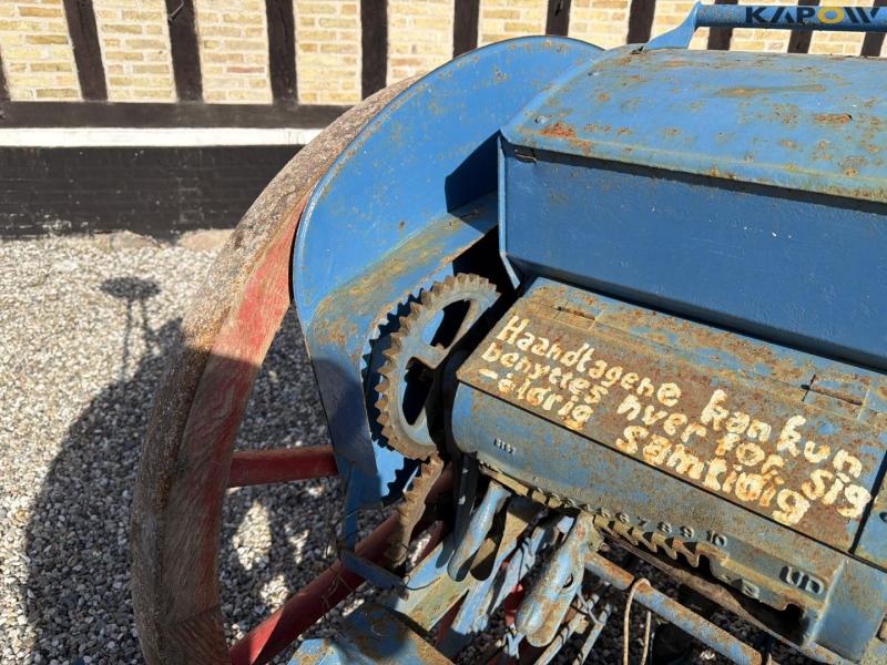 Nordsten seed drill 24