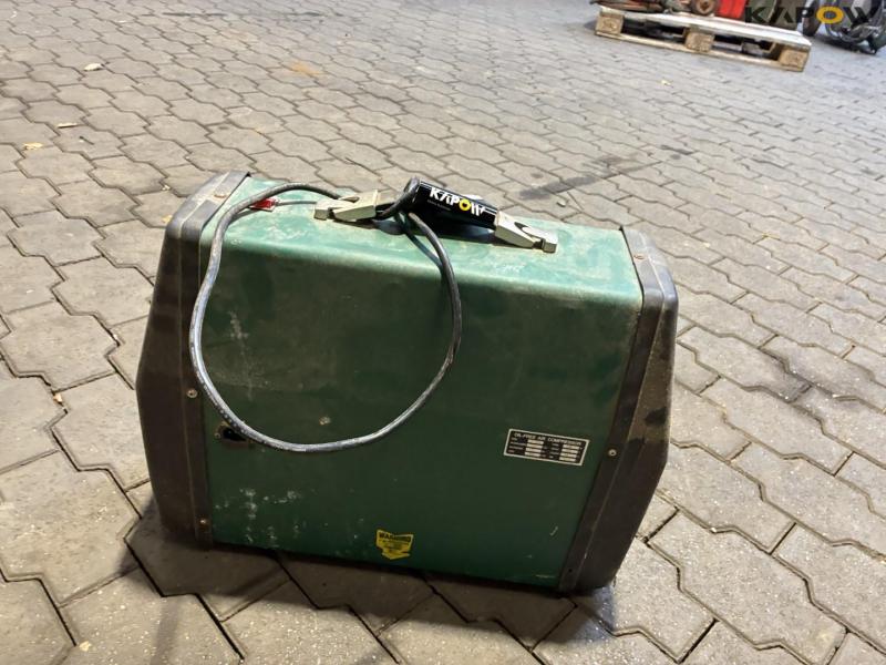 Oil-free air compressor 7