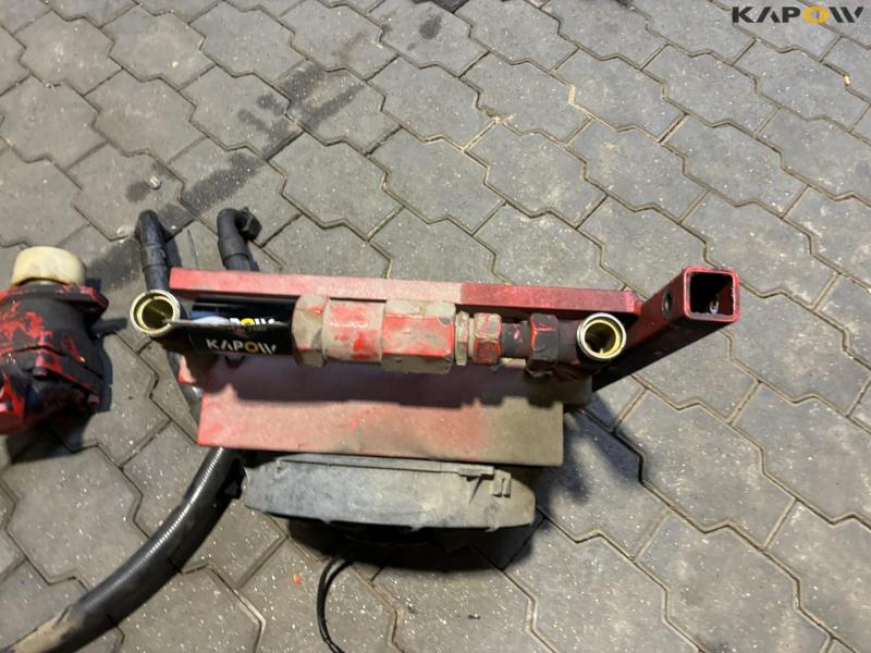 Oil engine with cooler 9