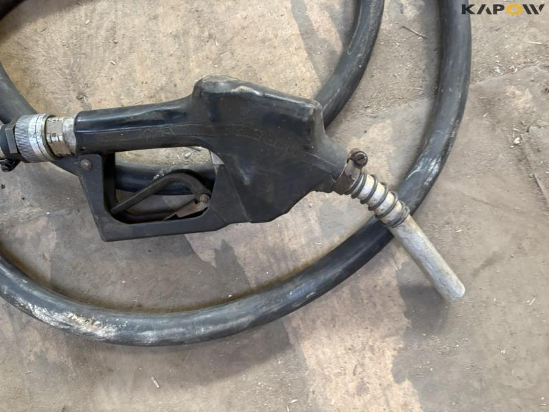 Oil pump and diesel gun 10