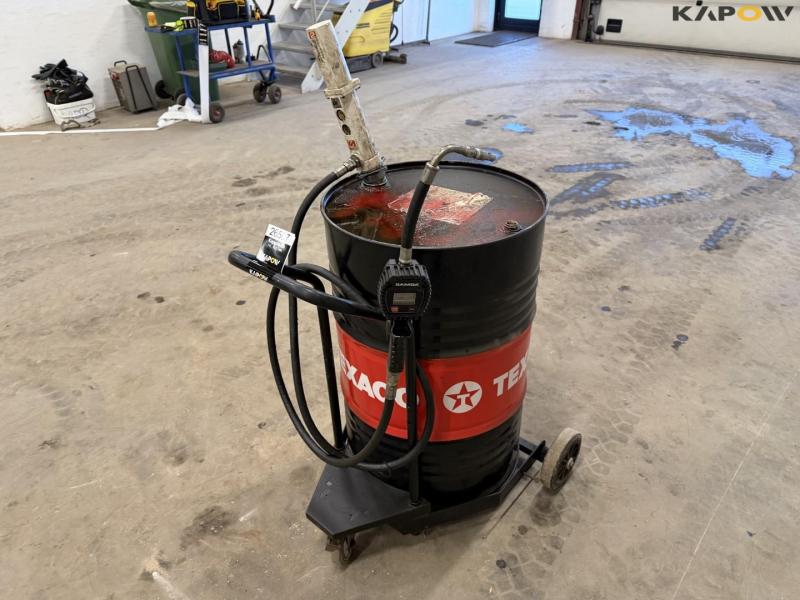 Oil pump and trolley 4