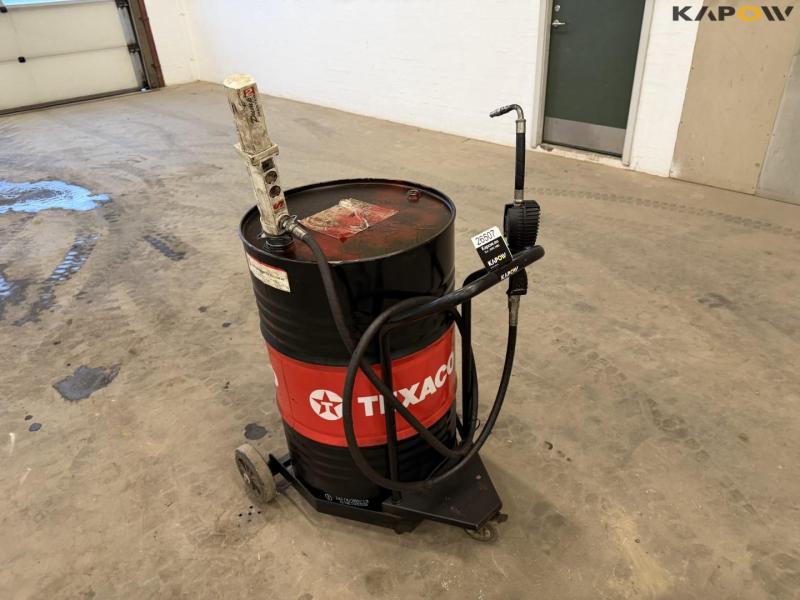 Oil pump and trolley 6