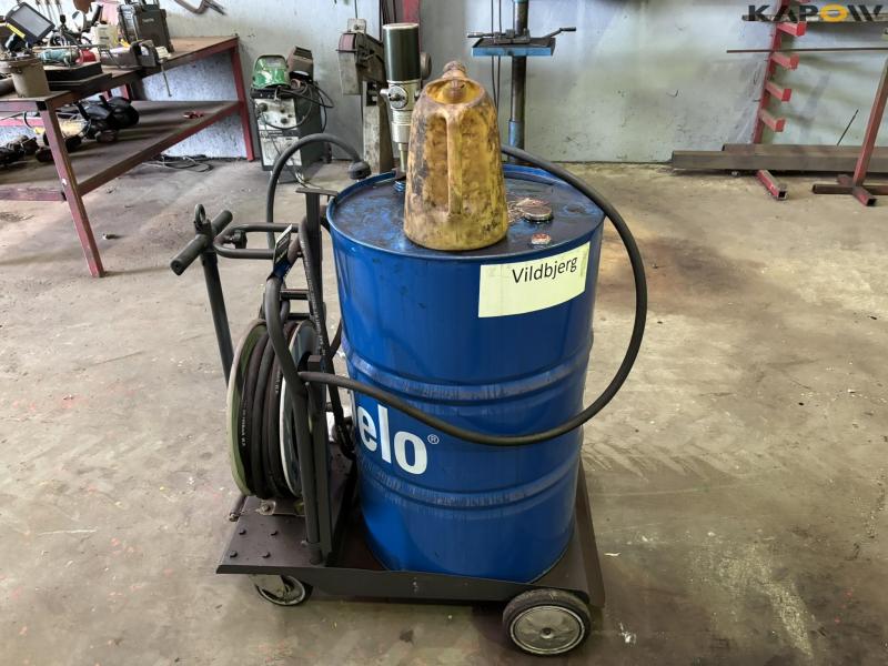 Oil truck 6