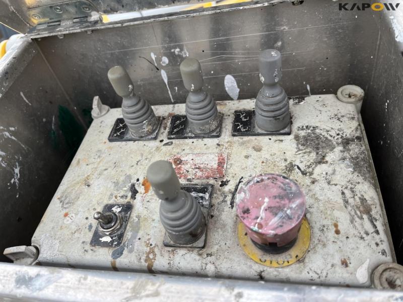 Ommelift mini 12 trailer lift 15