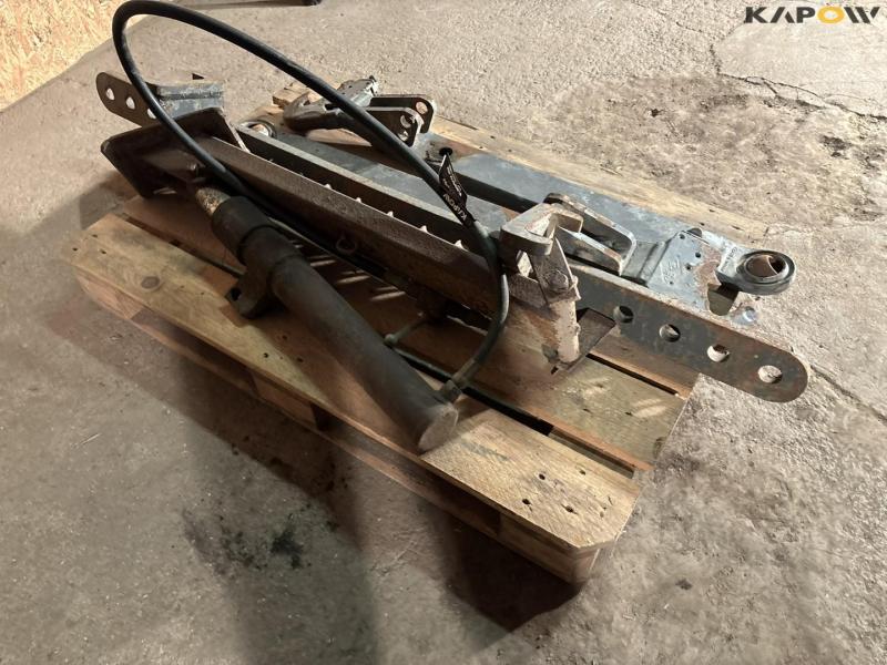 Original Fendt 820 lift arms and hollow boom 3