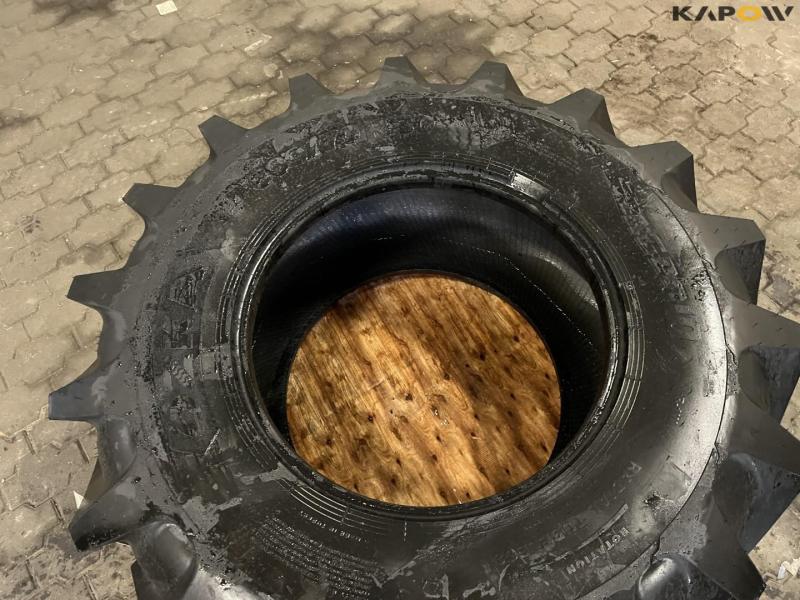 Ozka 600/70-R30 tires - NEW 12