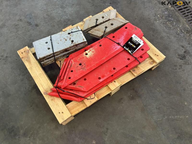 Pöttinger plow parts 3