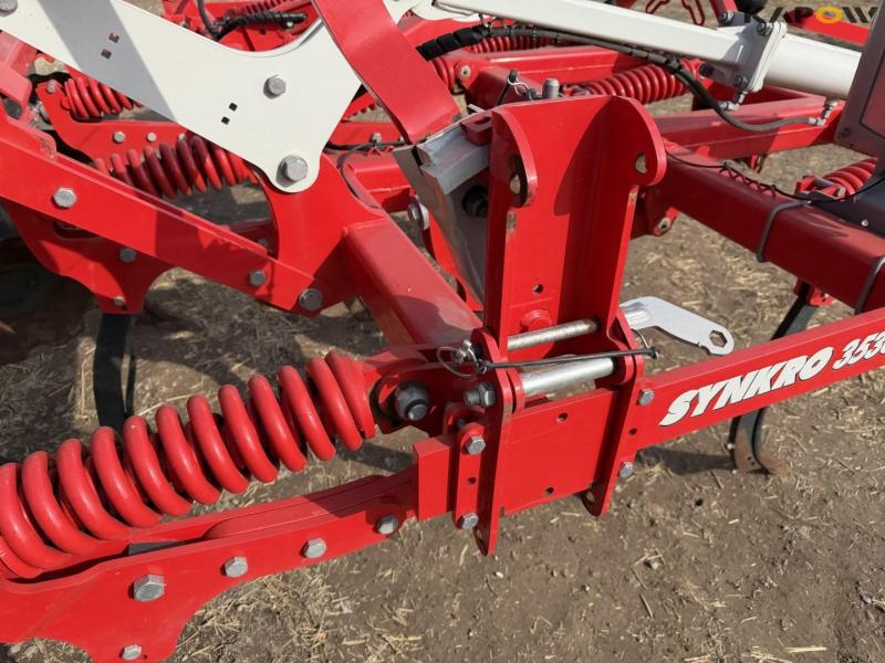 Pöttinger Syncro 3530 nova depth harrow 38