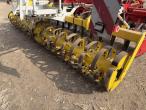 Pöttinger terradisc 4001 harrow with seed equipment 16