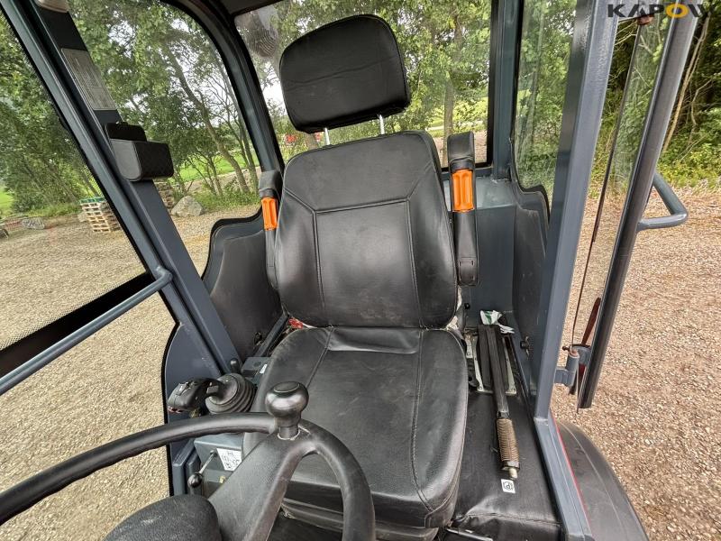 PACAM 3040 skid steer loader with cabin 58