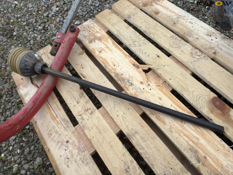 Pile driver PTO pulled 16