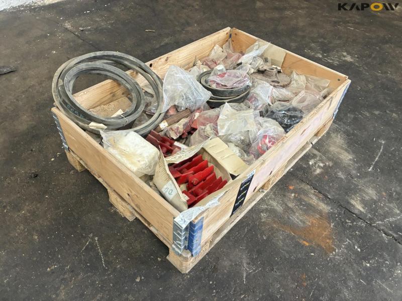 Pallet with JF parts 1