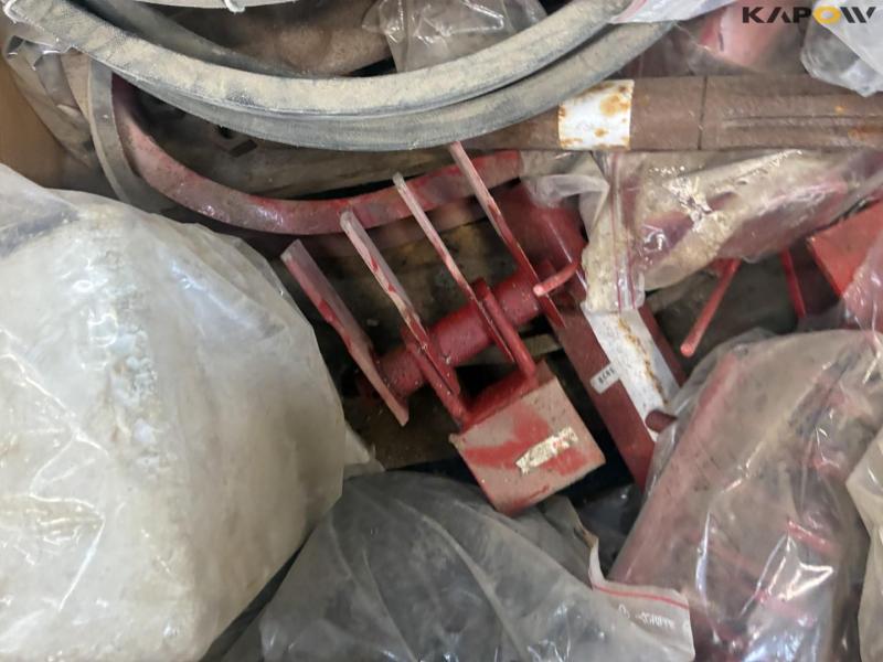 Pallet with JF parts 10