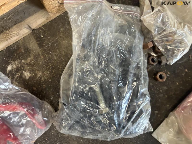 Pallet with JF parts 21
