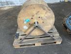 Pallet with rope 12
