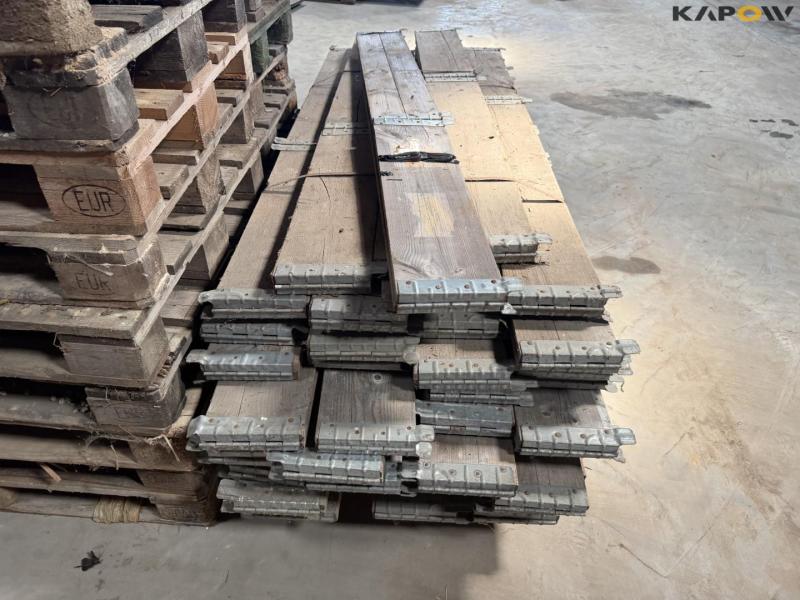 Pallet and pallet frames 8