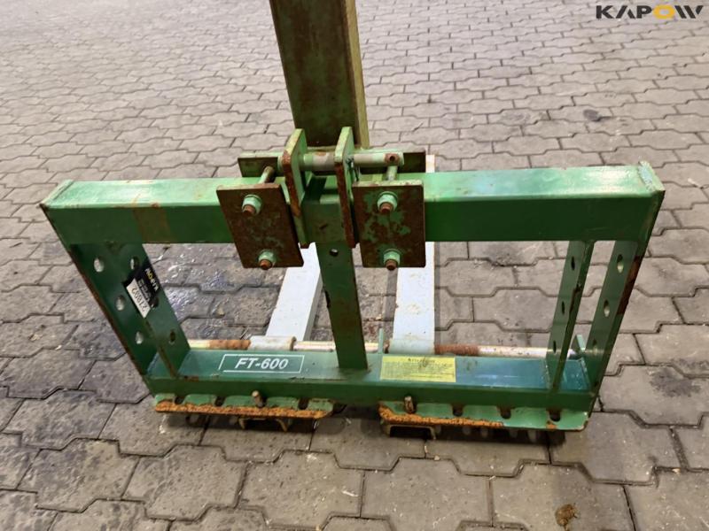 Pallet forks with 3 points 15