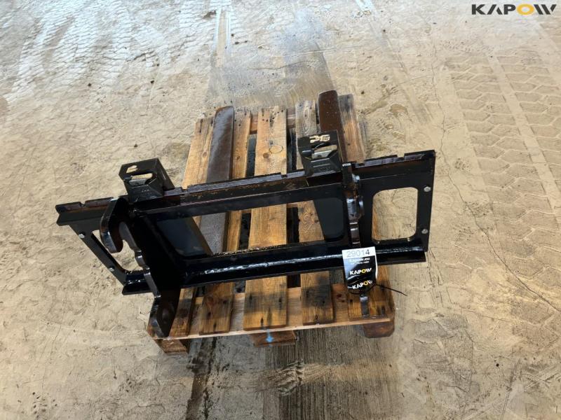 Pallet forks with giant hitch 6