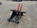 Pallet forks with excavator hitch 4