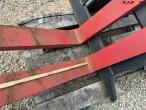 Pallet forks with excavator hitch 9