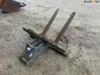 Pallet forks with excavator hitch 4