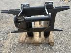 Pallet forks with excavator hitch 20