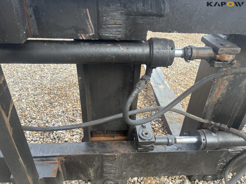 Quick-change pallet forks 20