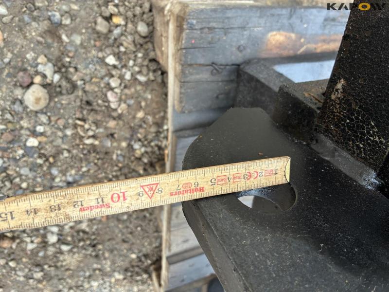 Quick-change pallet forks 21