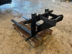 Pallet forks with Hydrema hitch 7
