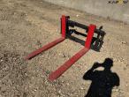 Pallet forks with Hydrema hitch 1