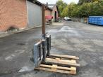 Pallet forks with sack lifts 4
