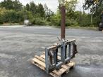 Pallet forks with sack lifts 7