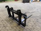 Pallet forks with Volvo hitch 5