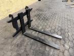 Pallet forks with Weidemann hitch 3