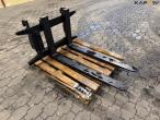 Pallet forks with Weidemann hitch 3