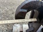 Pallet forks on heavy-duty frame 18