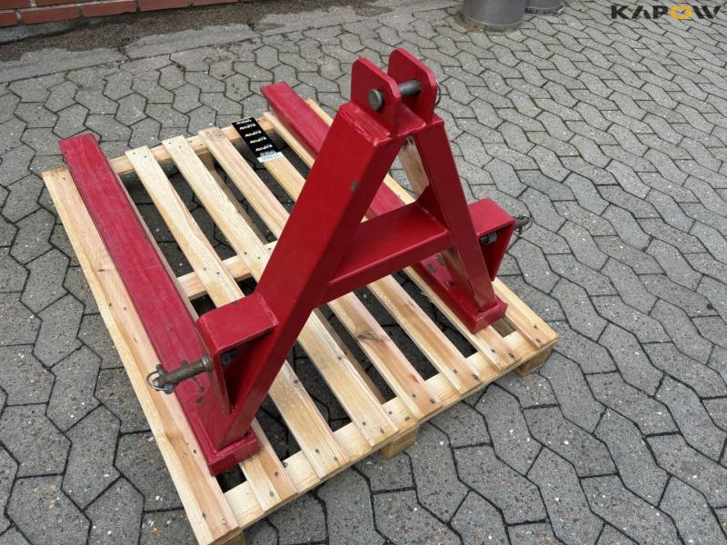 Pallet forks for 3-point lift 9