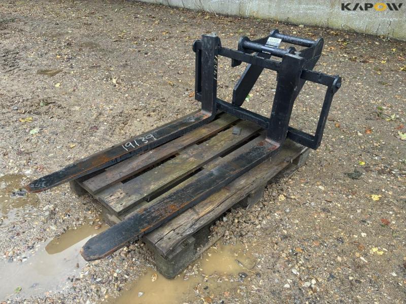 Pallet forks for excavator 1
