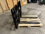 Pallet forks for mini loader 4