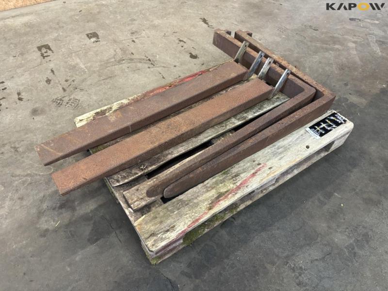 Pallet forks 3