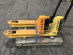 Pallet truck 9