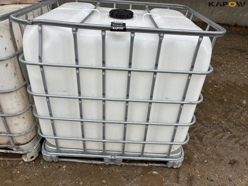 Pallet tank 1000 liters - 3 pcs. 9