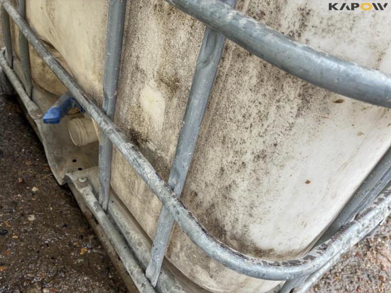 Pallet tank 1000 liters - 3 pcs. 18
