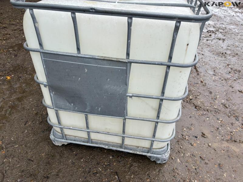Pallet tank 1000 liters - 3 pcs. 23