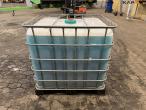 Pallet tank with washer fluid 6