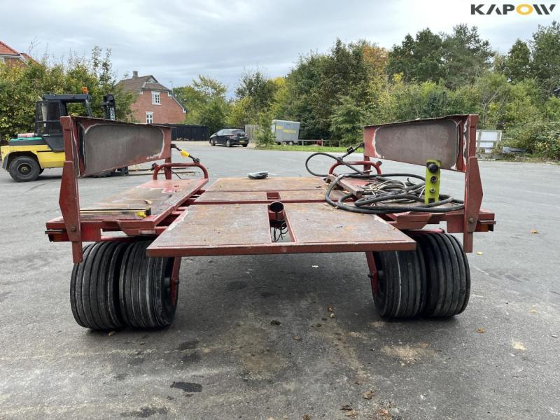 Parkland 325 bale trailer 6