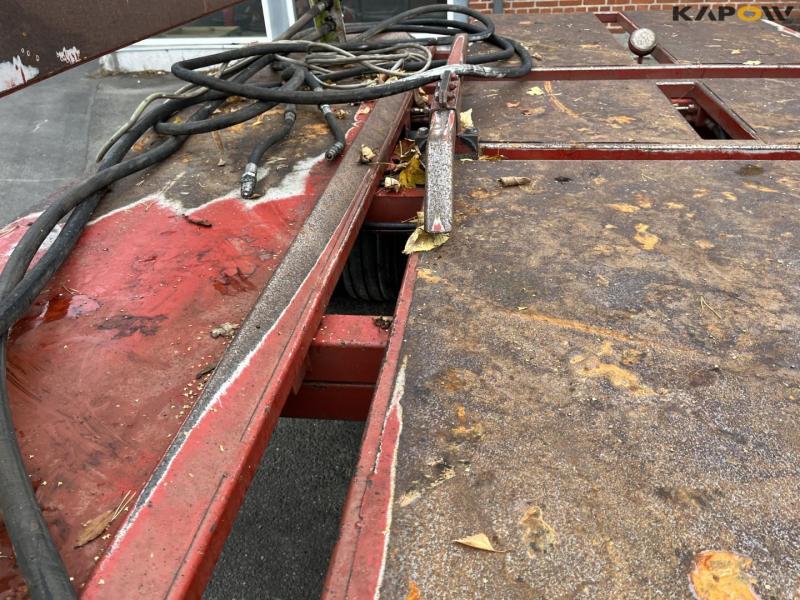 Parkland 325 bale trailer 14
