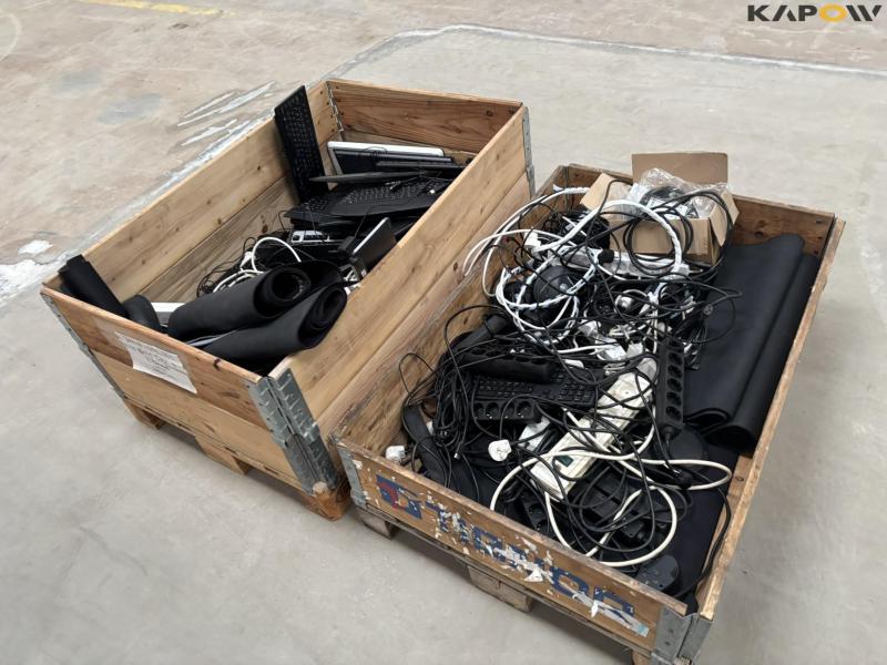 Computer equipment 4