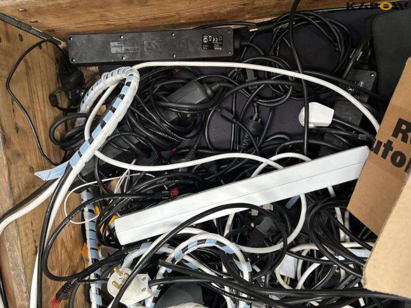 Computer equipment 25