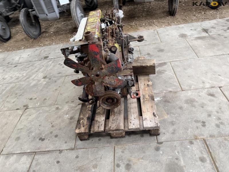 Perkins 6.354 engine 8